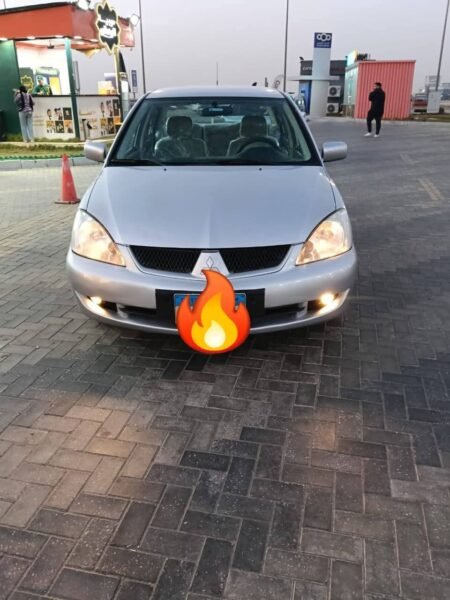 ​ميتسوبيشي لانسر بومة 2007 (فبريكا) - عداد 130 ألف كمه