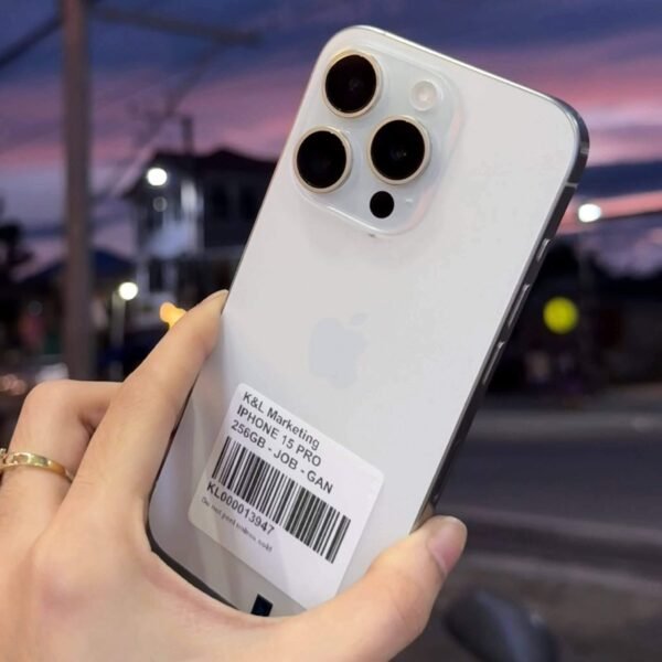 ايفون 16 برو ماكس هاي كوبي (إصدار أمريكي) + 3 هدايا مجانية